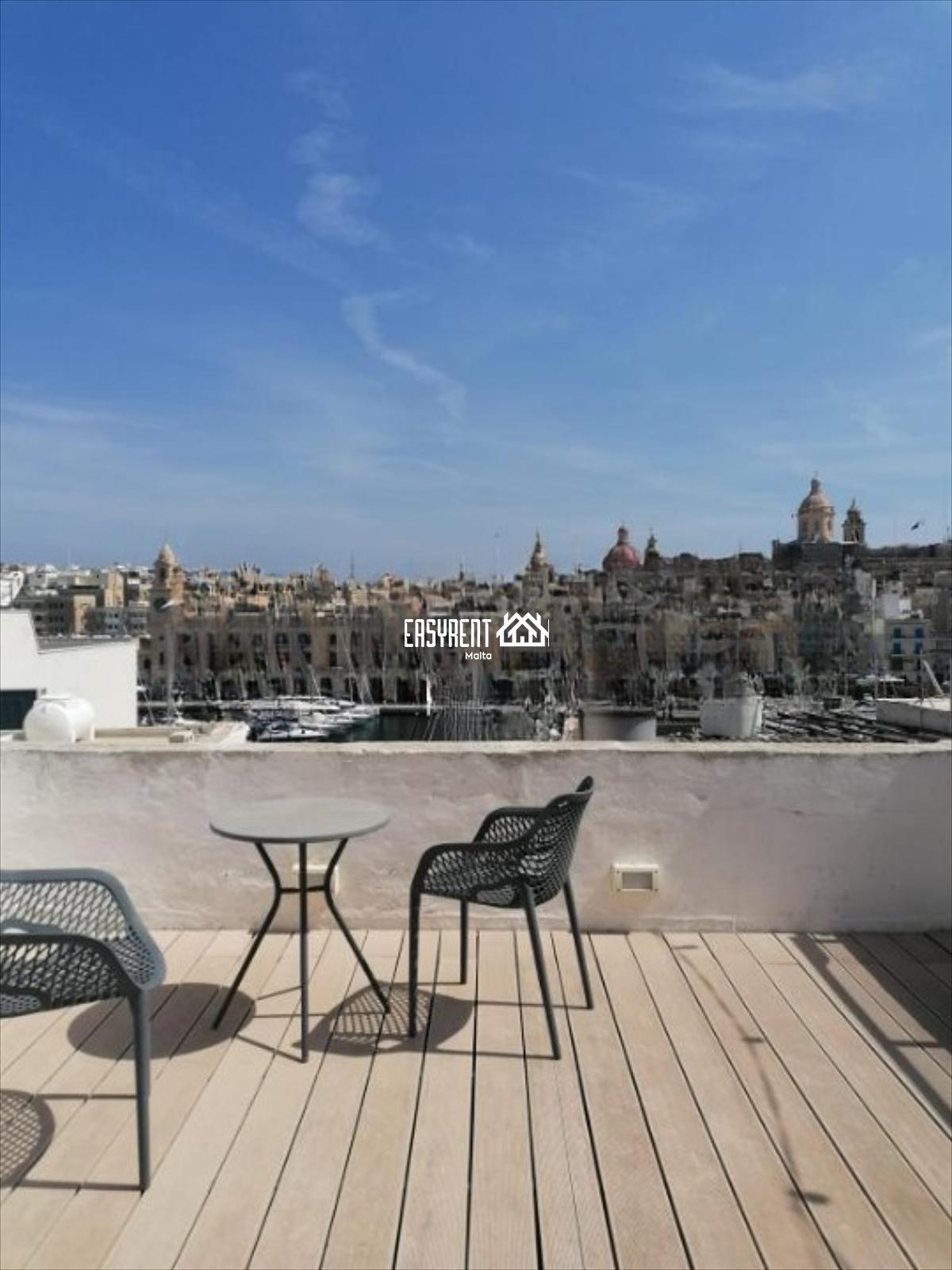 Property at Senglea